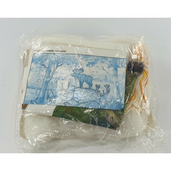 1984 Autumn Woods EMBROIDERY Stitchery Kit The Creative Circle No. 1767 - Picture 6 of 6